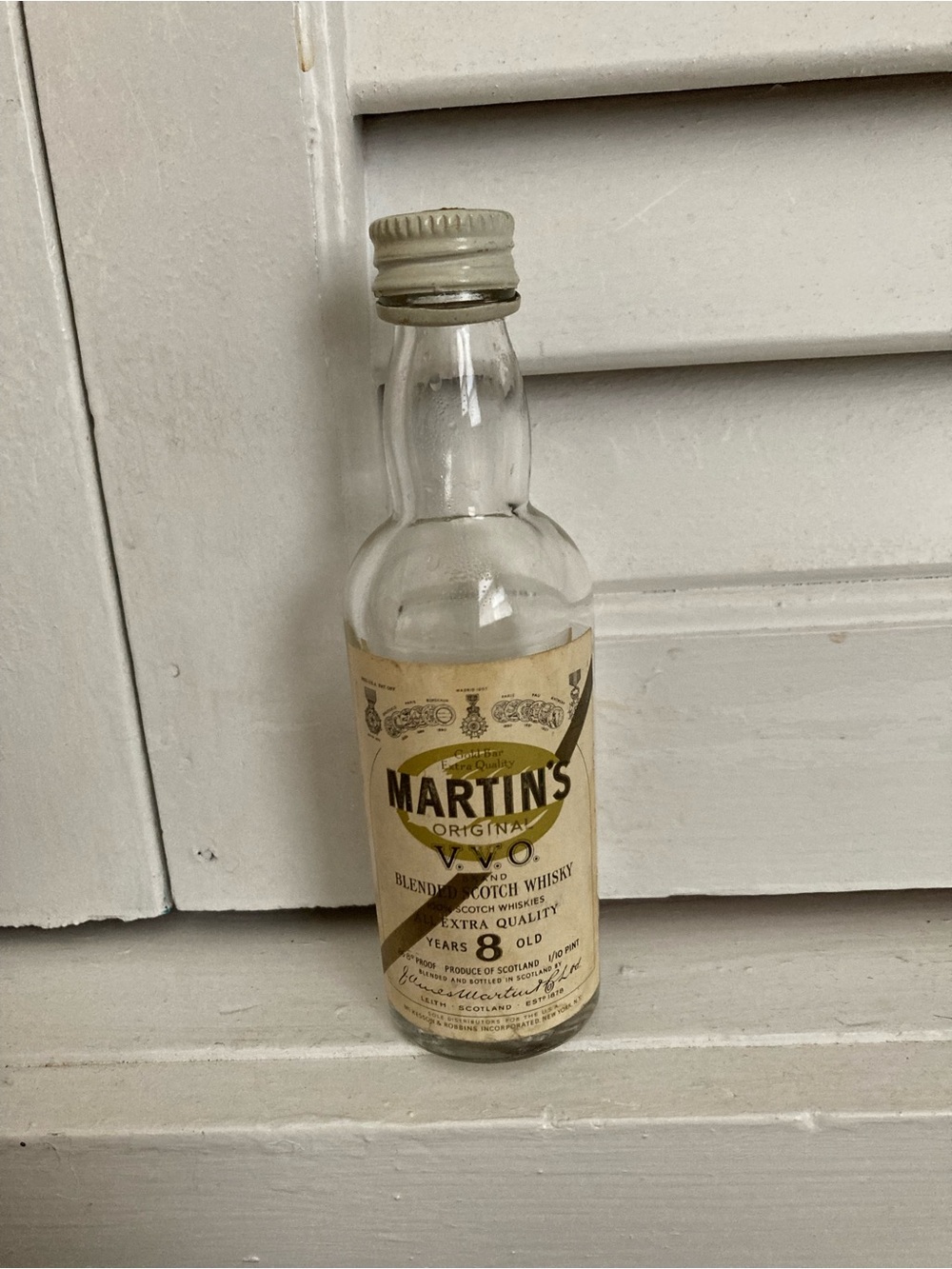 Martin's Original Blended Scotch Whisky Mini Bottle - vintage EMPTY